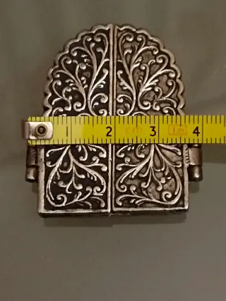 Puerta decorativa antigua