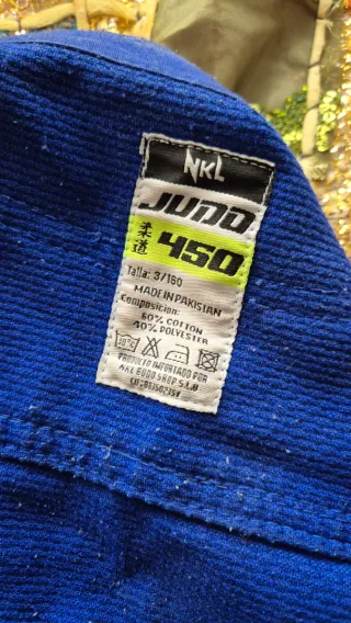 Kimonos Judo Miramadrid  2 Azules y 1 Blanco.