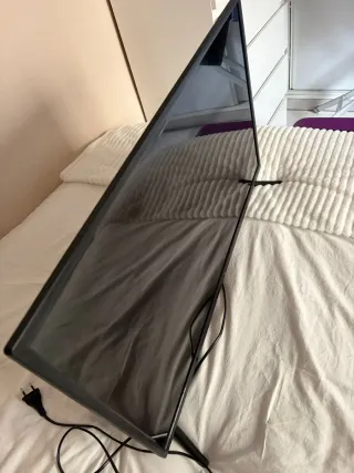 Televisión OK Negra 32"