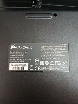 Corsair K68 RGB MX RED - Teclado gaming