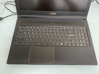 Portátil MSI GS63 7RE i7 32GB 2TB SSD GTX1050Ti