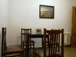 Se vende piso, cochera y trastero en Alcázar