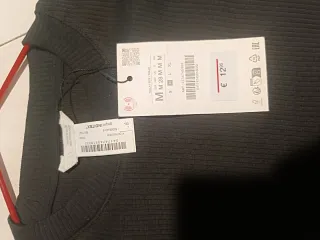 Camiseta manga larga gris oscuro sin estrenar