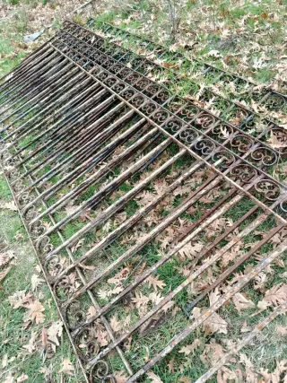 Rejas de hierro forjado artístico.