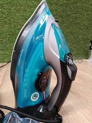 Cecotec Plancha Ropa de Vapor Fast&Furious 5055 Pro