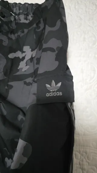 Pantalón Cargo Adidas Camuflaje Talla L