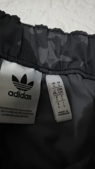 Pantalón Cargo Adidas Camuflaje Talla L