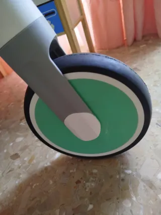 Bicicleta de equilibrio infantil