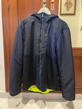 Chaqueta reversible negra y amarilla