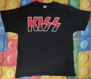 Kiss T Shirt Vintage 00s Glam Rock Metal