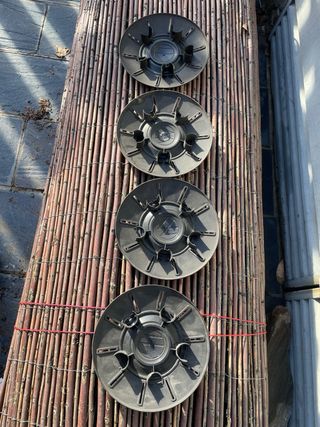 Tapacubos VW Crafter (4 unidades)