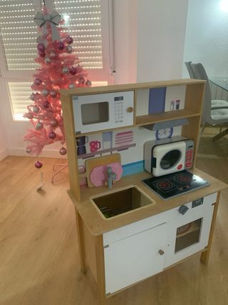 Cocinita de madera infantil