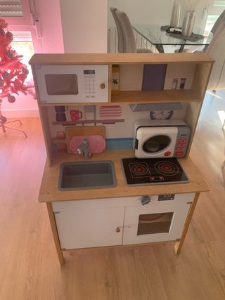 Cocinita de madera infantil
