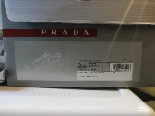 Scarpe Prada Donna Grigio Bianco usate pochissimo