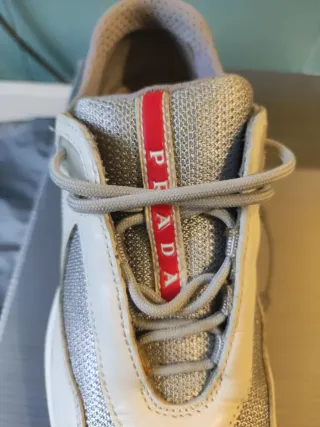 Scarpe Prada Donna Grigio Bianco usate pochissimo