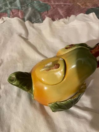 Teiera Evergreen porcellana forma pera