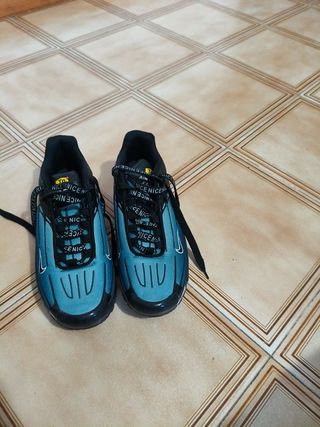 Nike TN Air Max Zapatillas Negras y Azules