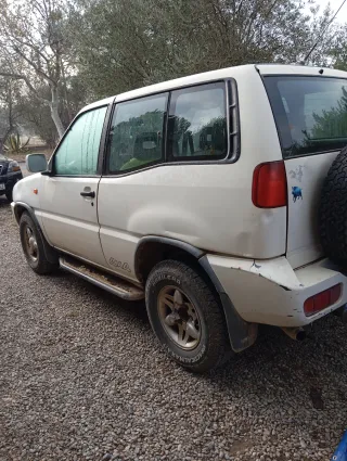 Nissan Terrano II 1996