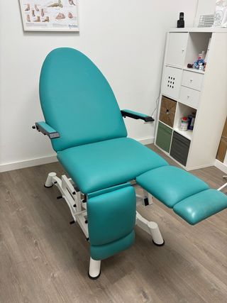 Excelente sillón podología hidráulico