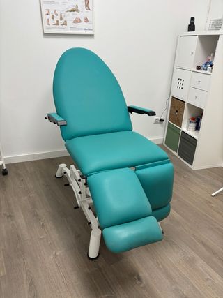 Excelente sillón podología hidráulico