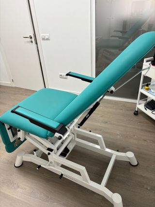 Excelente sillón podología hidráulico
