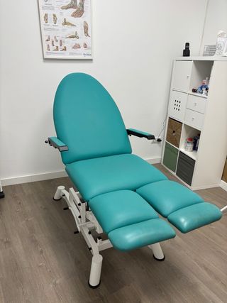 Excelente sillón podología hidráulico