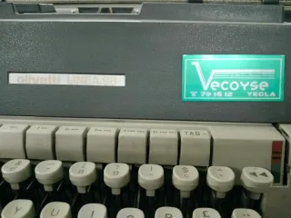 Máquina de escribir Olivetti
