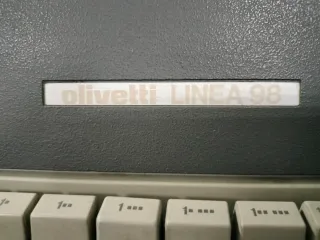 Máquina de escribir Olivetti