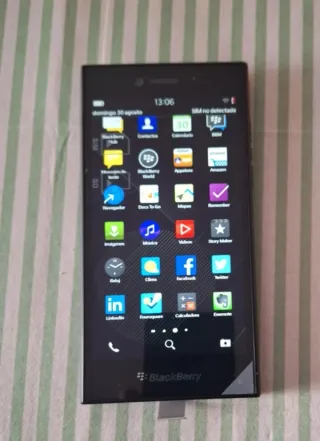 BlackBerry 10 os Móvil Gris nuevo tengo 5 moviles