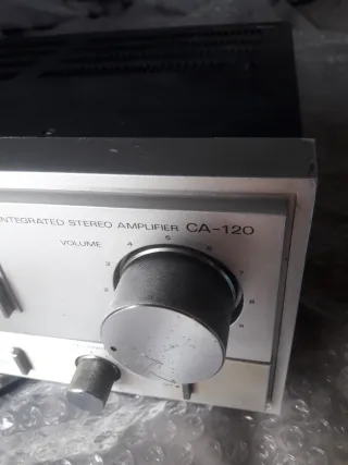 Amplificador Estéreo Fisher CA-120 Plata