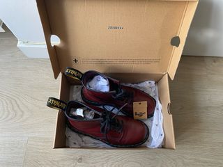 Botas Dr. Martens rojas veganas talla 39