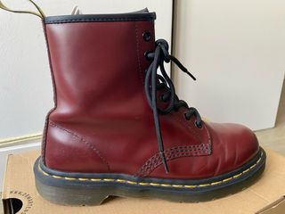 Botas Dr. Martens rojas veganas talla 39