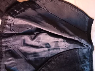 Elegante chaqueta negra de vestir