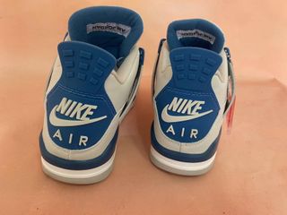 Air Jordan 4 Military Blue