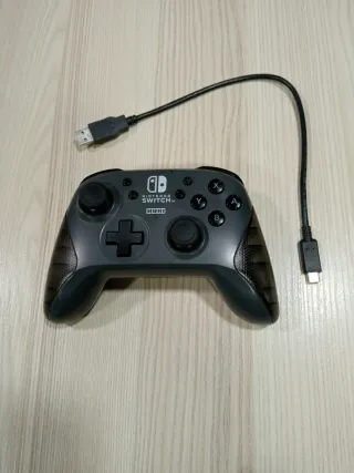 Mando Nintendo Switch Gris HORI Inalámbrico