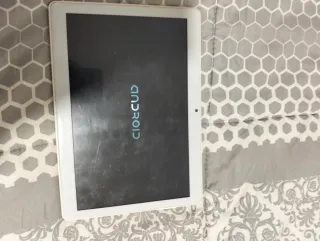 Tablet Plata/Blanca con ranura SIM