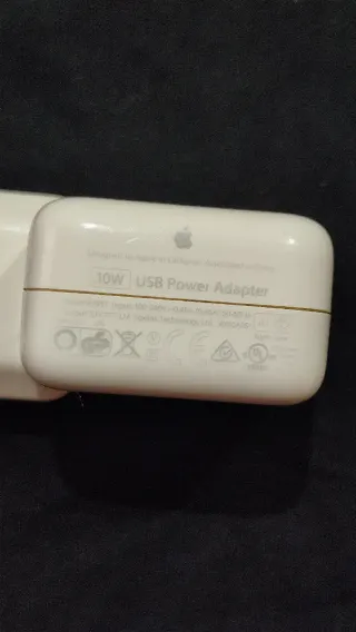 Cargador Apple 10W USB Power Adapter