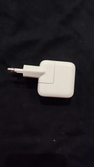 Cargador Apple 10W USB Power Adapter