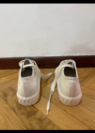 Zapatillas blancas