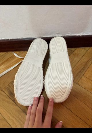 Zapatillas blancas