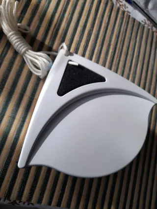 Limpiacristales magnético para ventanas