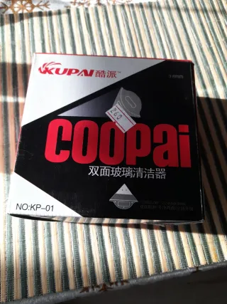 Limpiacristales magnético para ventanas