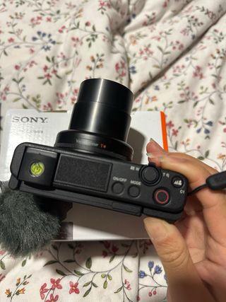 Cámara Sony ZV-1 + TRÍPODE 360°