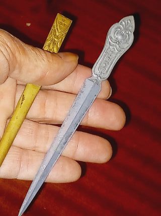 Dois Corta-Papéis Vintage