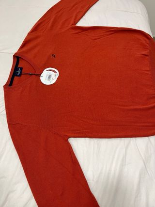 Jersey Makarthy cuello pico talla L