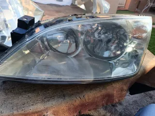 Faros Ford Mondeo