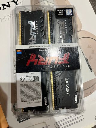 Kingston Fury 16GB (2x8GB) DDR4 RAM