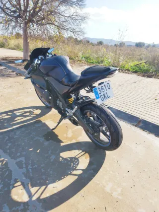 Yamaha YZF 125cc 4T Moto