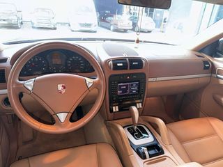 Cayenne UNICO DUEÑO ! LIBRO EN PORSCHE