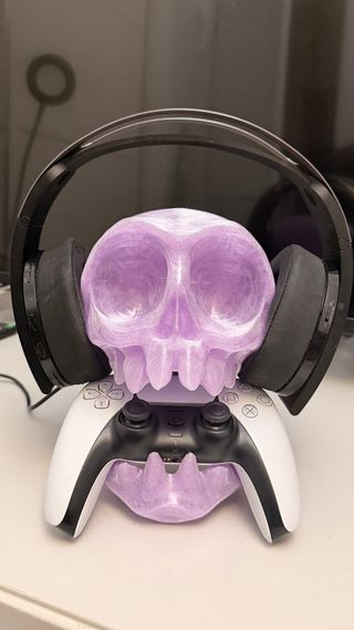 Soporte PS5 Calavera Morada + Auriculares